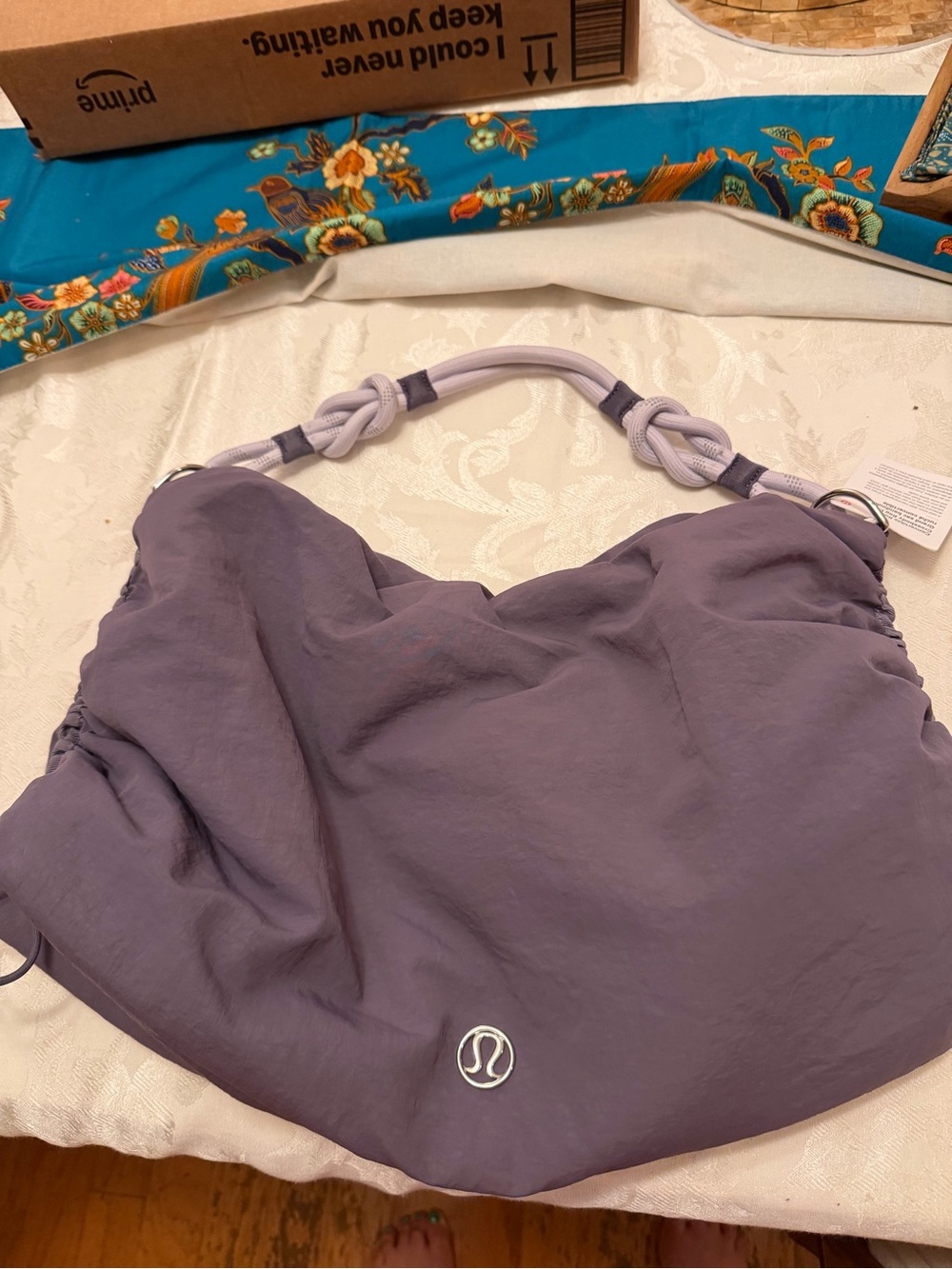 UNICORN PURPLE SUPER RARE COLOR Lululemon convertible ruched large crossbody bag